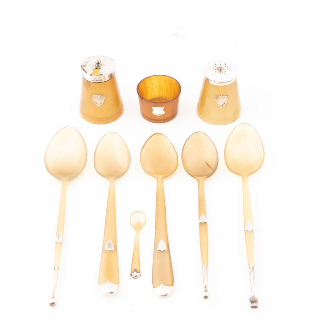 9 PCS, BRITISH HORN AND STERLING TABLE ARTICLES (1 of 7)