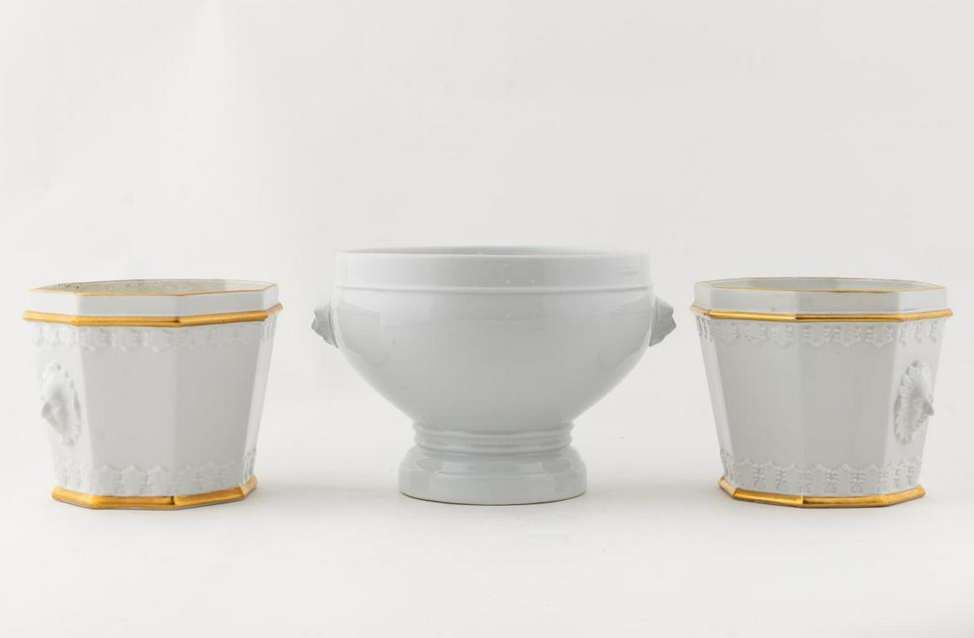 3 PCS, VISTA ALEGRE CACHE POTS & PILLIVUYT TUREEN (1 of 10)