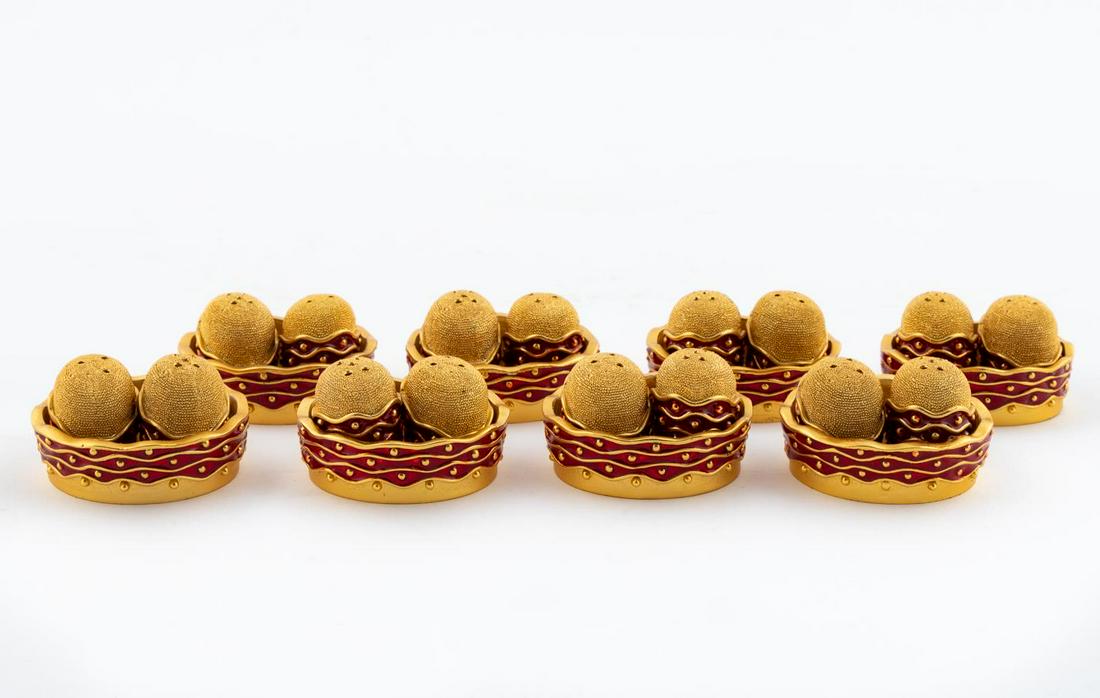 8 RED ENAMEL BIRD NEST MOTIF SALT & PEPPER SETS (1 of 5)