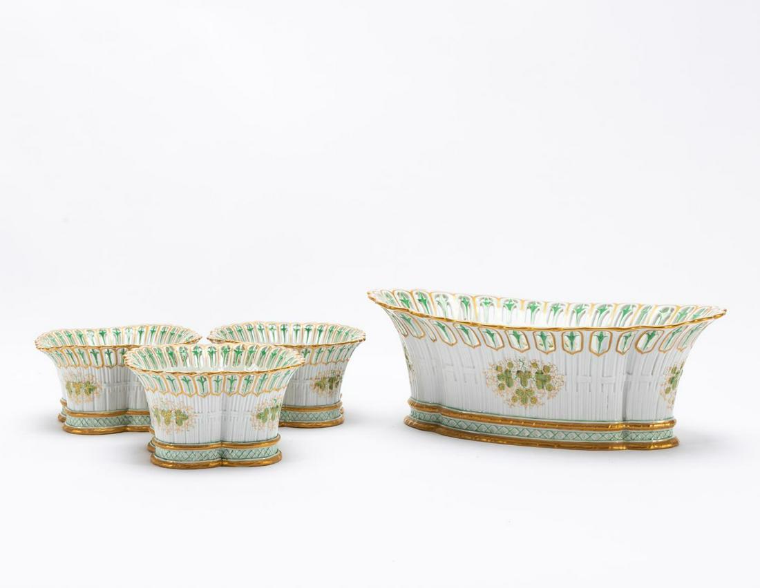 19TH C. 4 CONTINENTAL PIERCED PORCELAIN BASKETS (1 of 7)