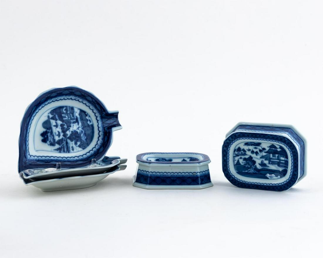 5 PCS, HISTORIC CHARLESTON MOTTAHEDEH BLUE CANTON (1 of 7)