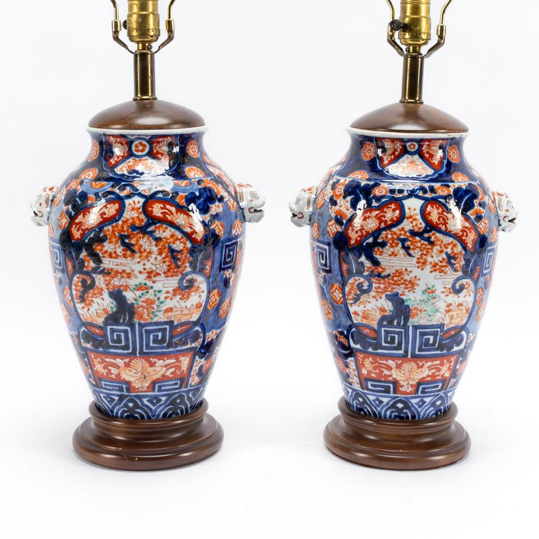 PAIR, JAPANESE IMARI VASES MOUNTED AS TABLE LAMPS (1 of 7)
