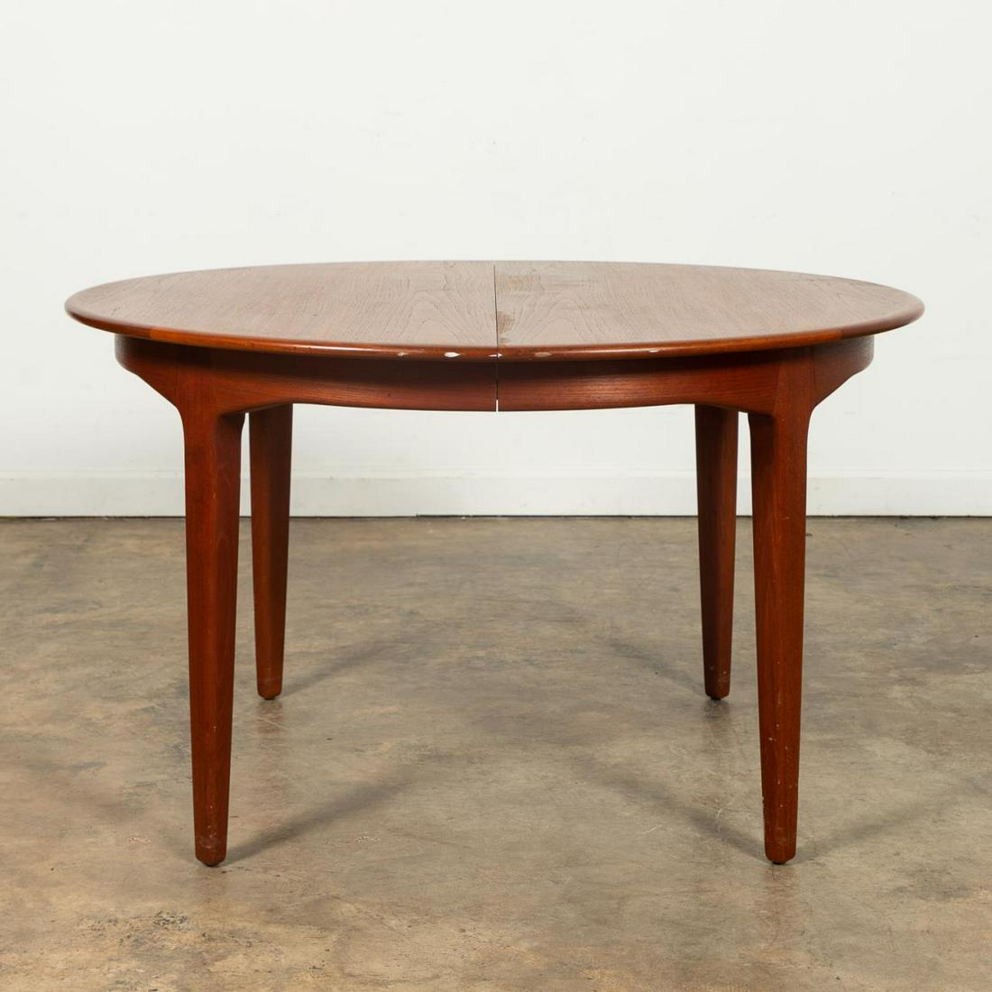 HENNING KJAERNULF MCM DANISH TEAK DINING TABLE (1 of 8)