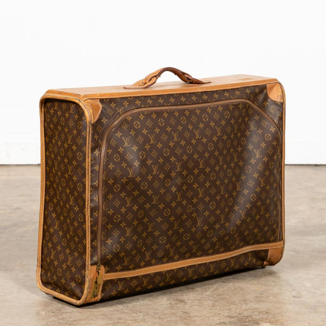 VINTAGE LOUIS VUITTON MONOGRAM SUITCASE (1 of 9)