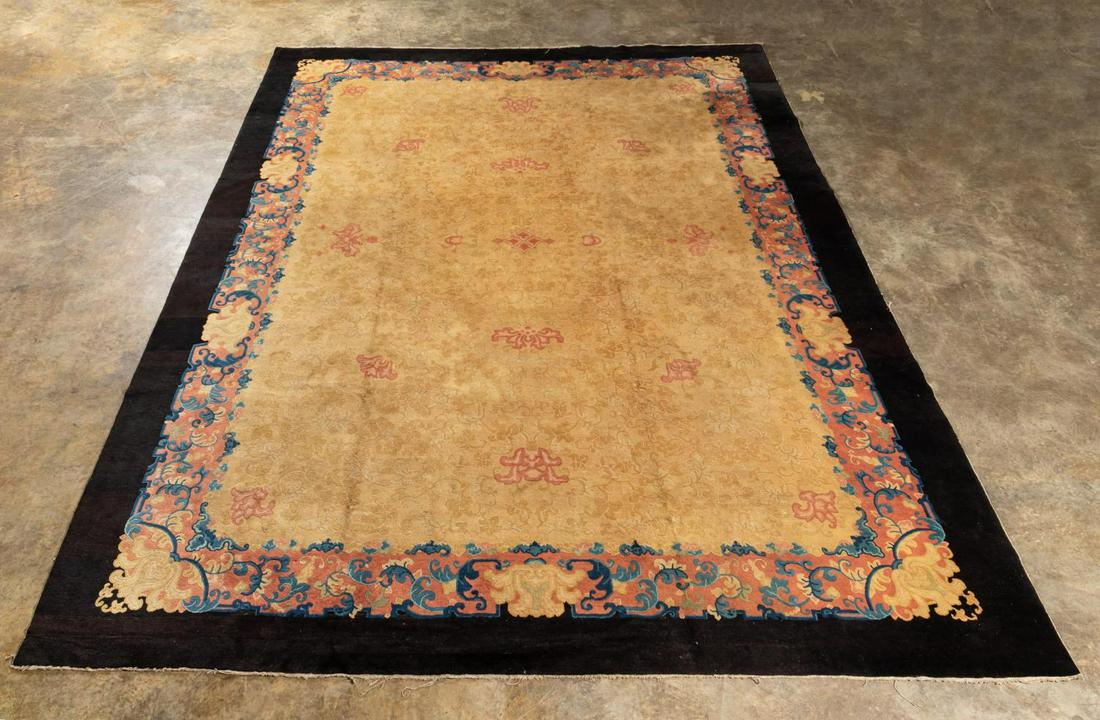 HAND-WOVEN CHINESE ART DECO RUG, BAT DECORATION (1 of 6)