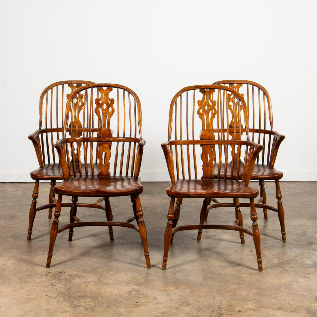 SET OF FOUR WINDSOR WOODEN ARMCHAIRS (1 of 4)