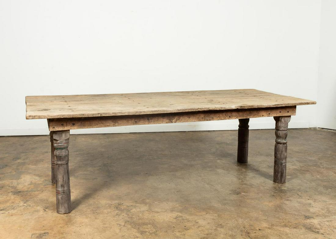 LARGE SCALE RUSTIC PINE FARM TABLE (1 of 6)