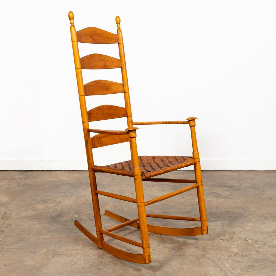 MAINE BENCHMADE TIGER MAPLE ROCKING CHAIR (1 of 6)