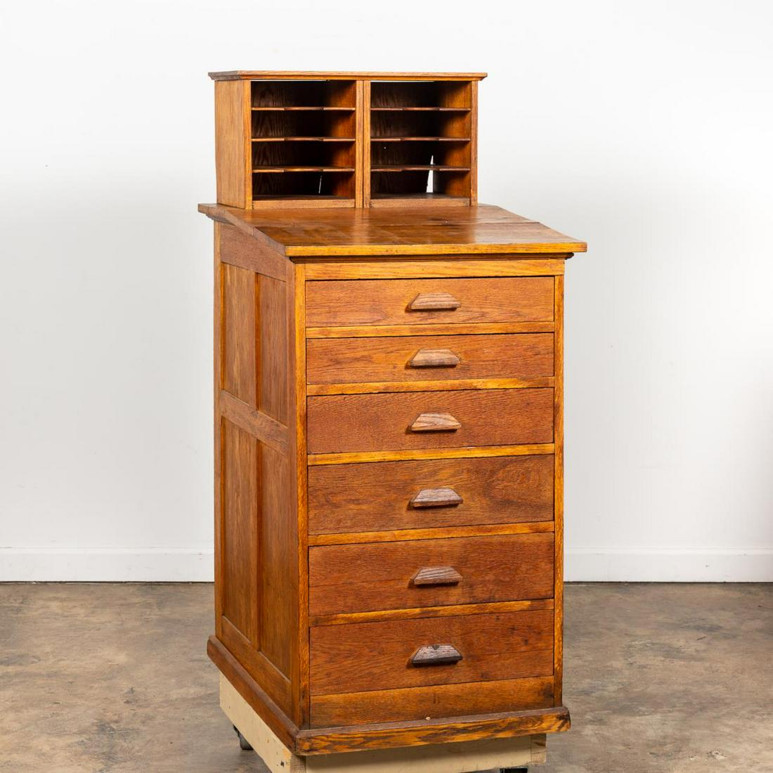 E. 20TH C. OAK POSTMASTER'S SIX-DRAWER DESK (1 of 5)