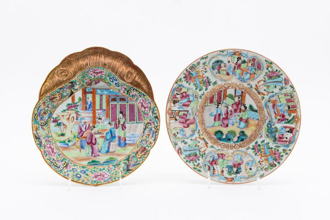 TWO CHINESE EXPORT ROSE MEDALLION PORCELAIN DISHES (1 of 5)