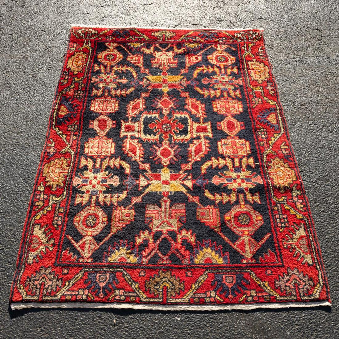 HAND WOVEN ZANJAN RUG, 3' 5" X 4' 10" (1 of 4)