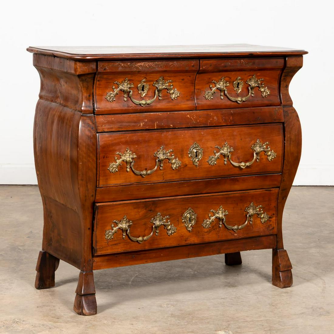18TH C. ITALIAN FOUR-DRAWER COMMODE EN TOMBEAU (1 of 5)