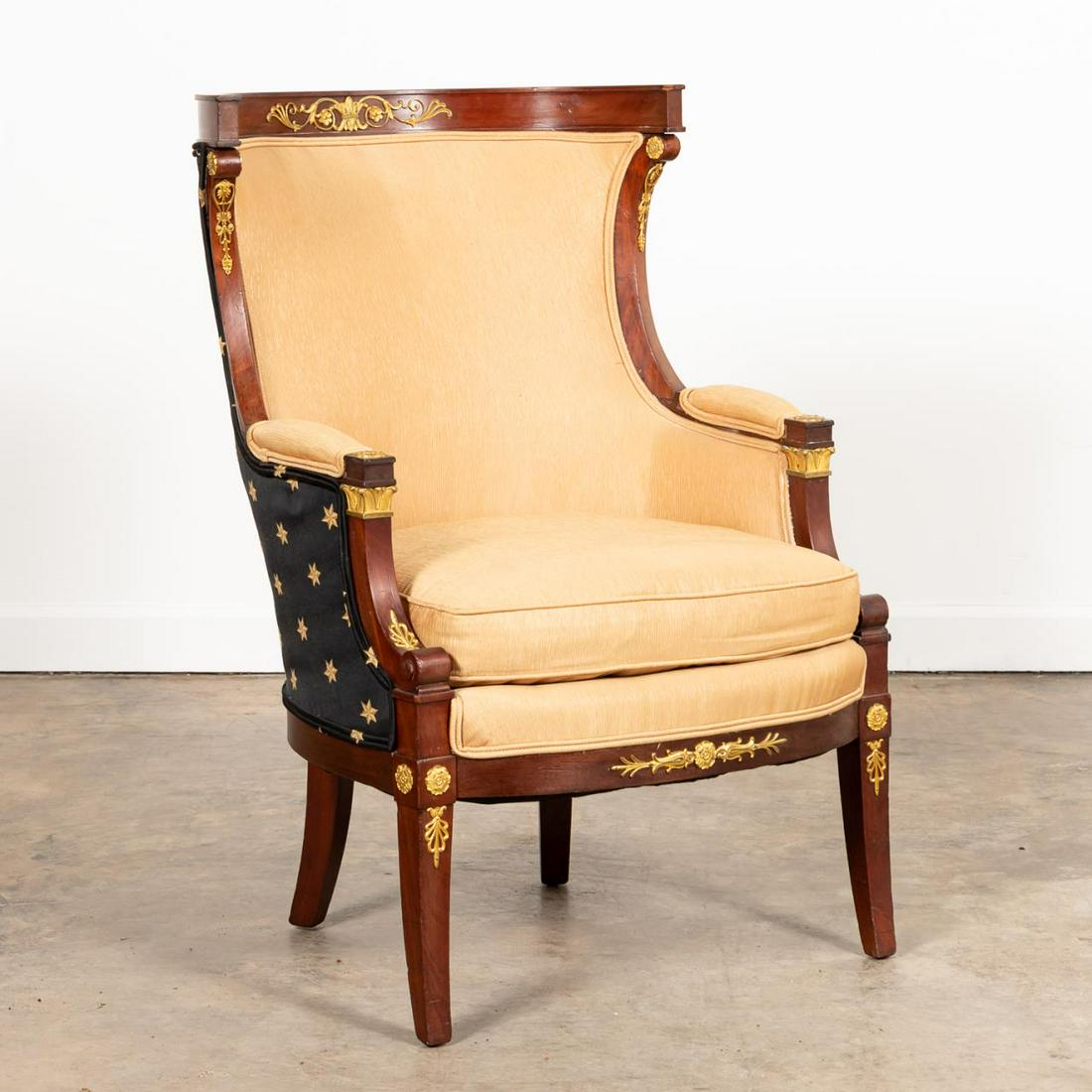 EMPIRE-STYLE BRONZE MOUNTED MAHOGANY BERGERE (1 of 5)