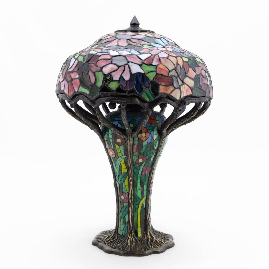 DALE TIFFANY LTD. ED. STAINED GLASS LAMP, 2000 (1 of 8)