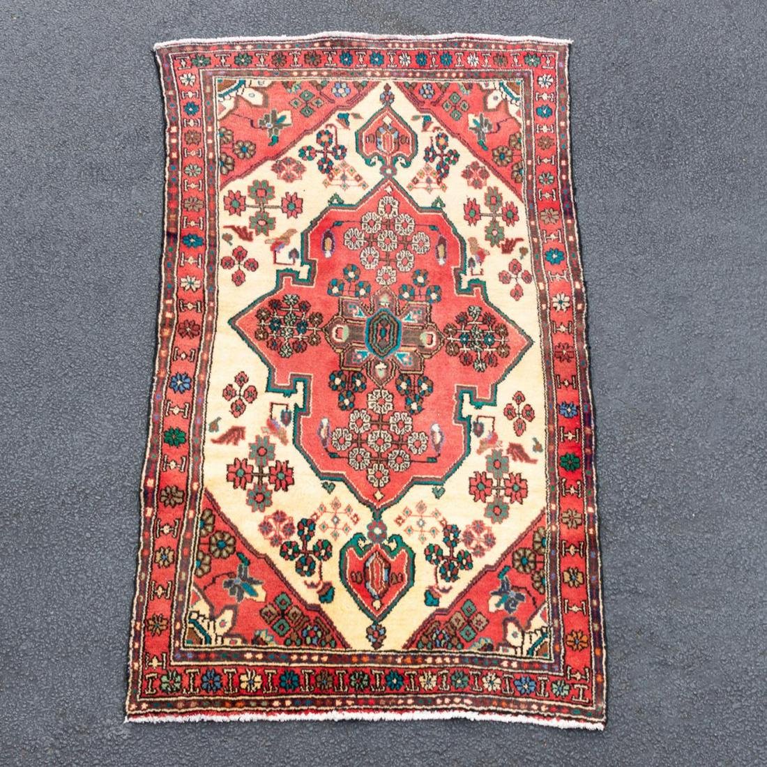 HAND WOVEN HAMADAN RUG, 4'X6' (1 of 4)