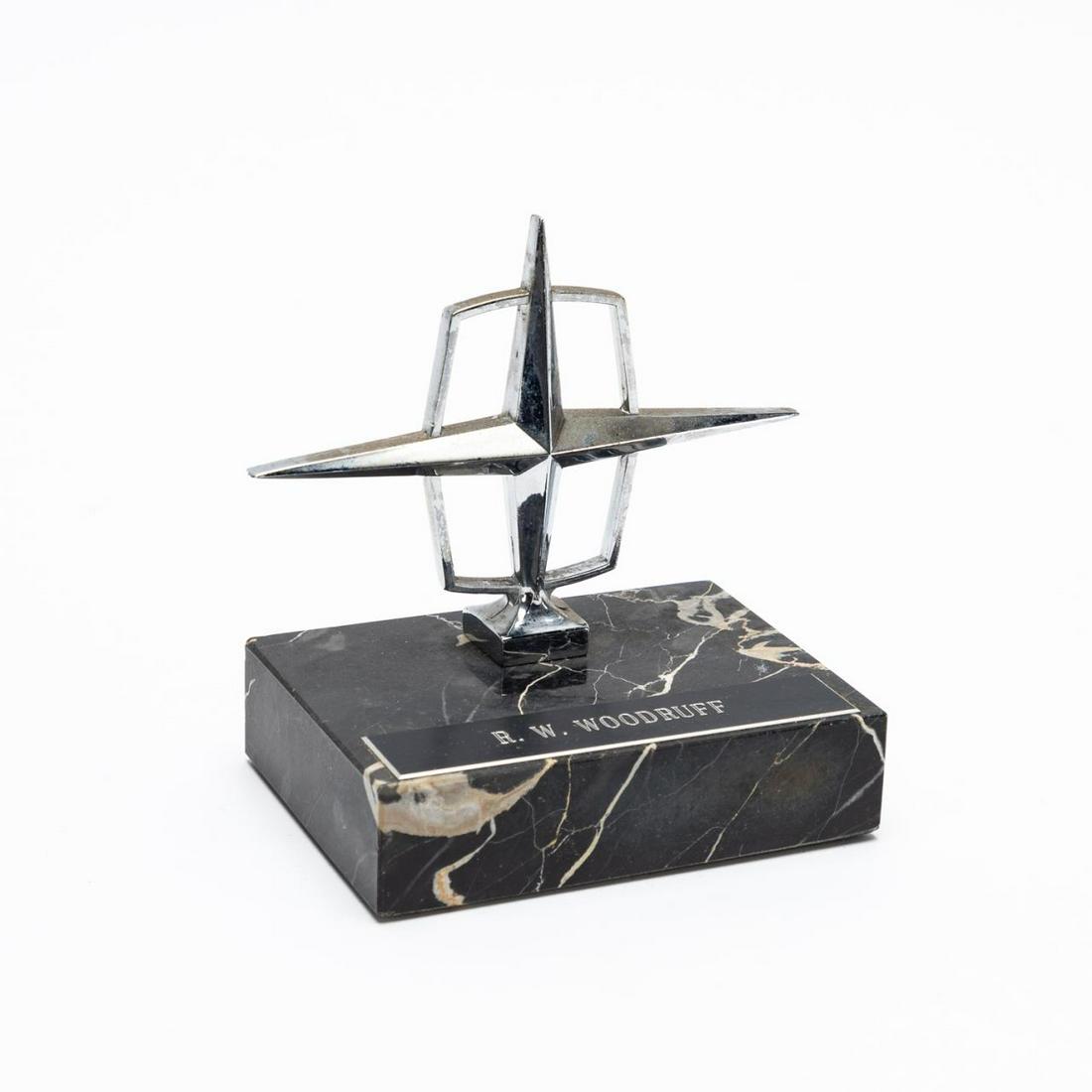 LINCOLN LIMOUSINE HOOD ORNAMENT, MARBLE BASE (1 of 3)