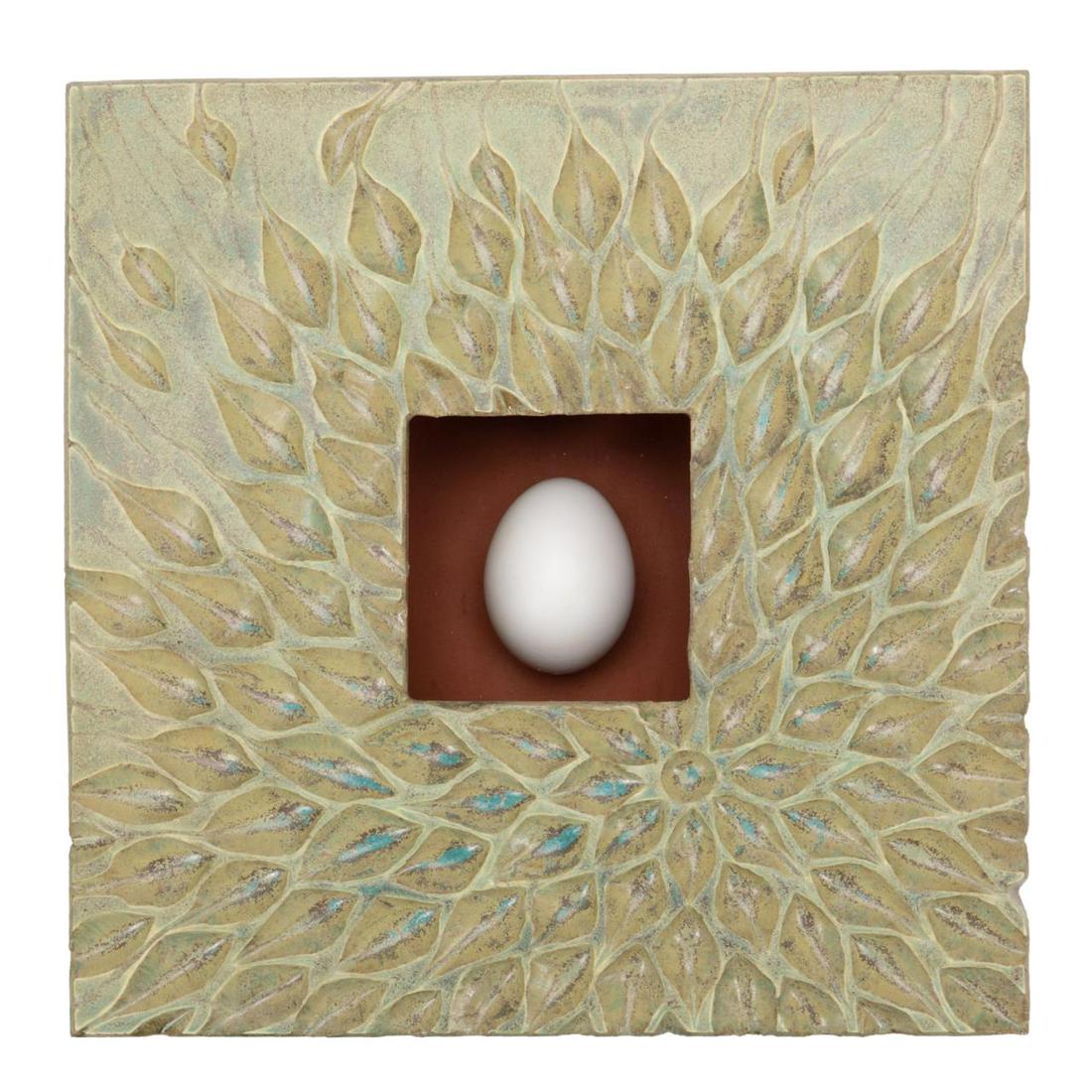 LAURIE STEELE "CREATION 3" CERAMIC BOX WITH EGG (1 of 7)