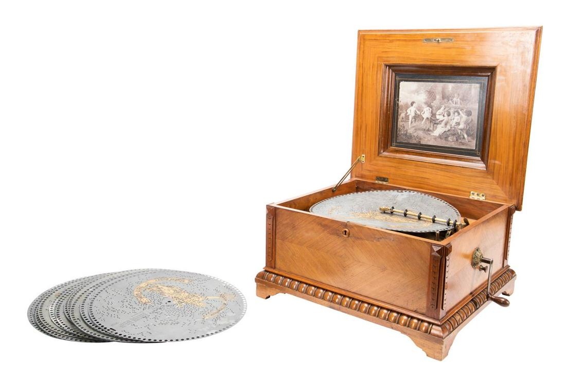 POLYPHON DISC PLAYING MUSIC BOX WITH 19 DISCS (1 of 16)