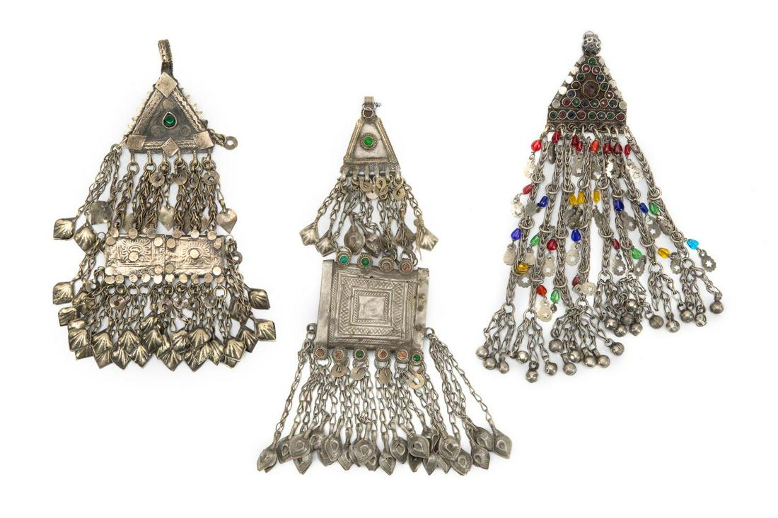 3PCS TURKMEN SILVERED METAL AND GLASS JEWELRY (1 of 6)