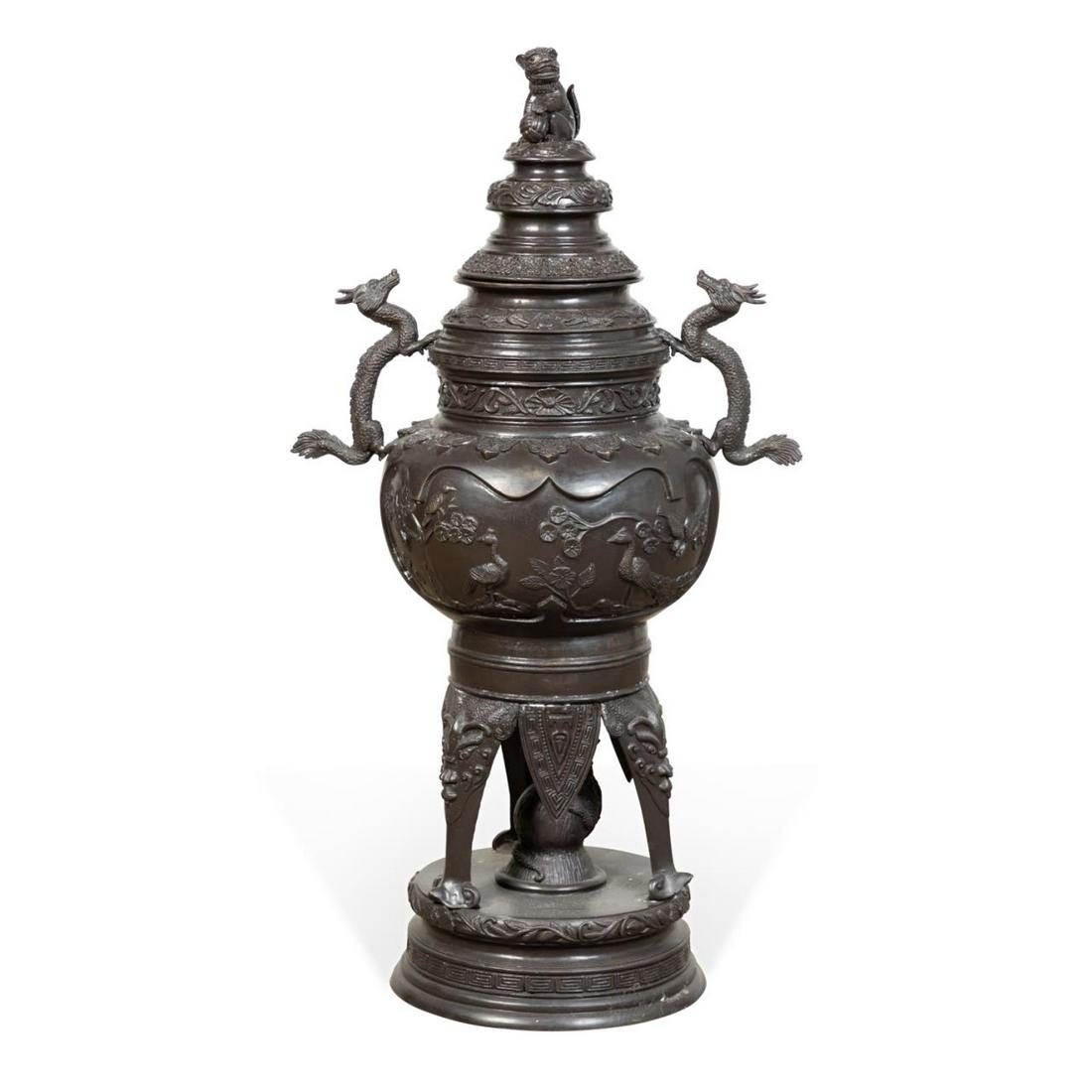 JAPANESE BRONZE COVERED URN CENSER (1 of 7)