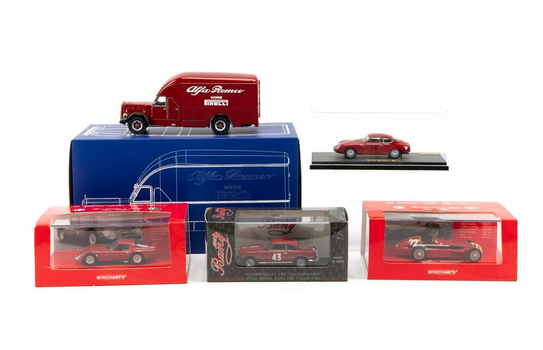 Unbuilt Bandai Alfa Romeo Gran Sport 1/12 Scale Model Kit