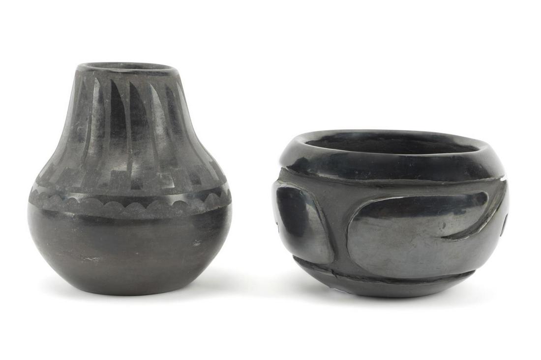 2 SANTA CLARA PUEBLO BLACKWARE POTS, INCL. NARANJO (1 of 5)