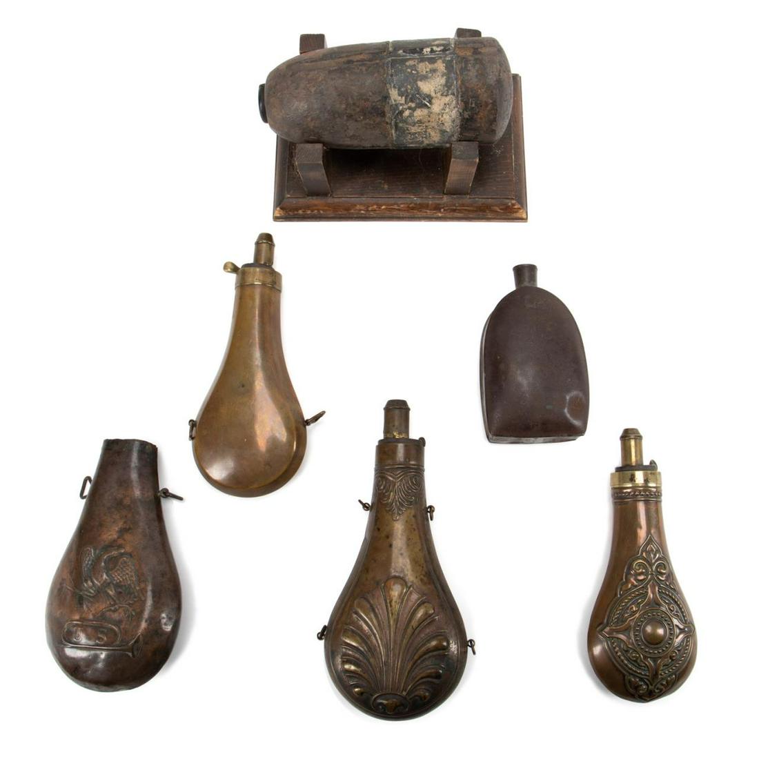6PCS POWDER FLASKS & ARTILLERY SHELL (1 of 8)