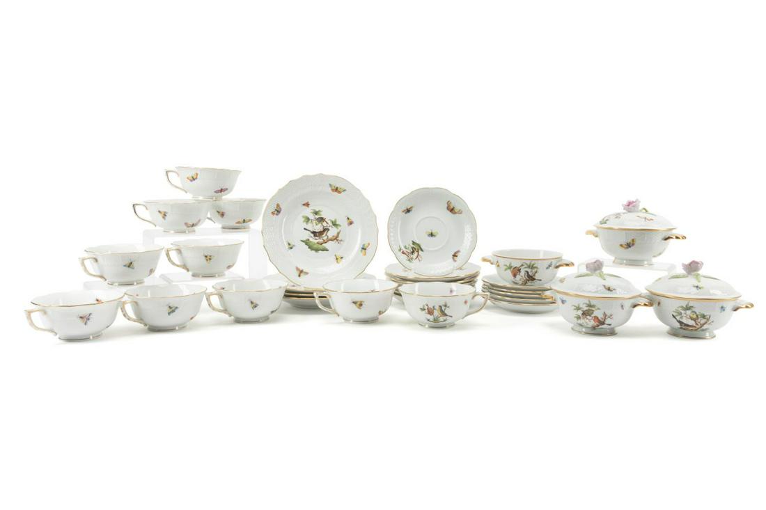 30PCS HEREND "ROTHSCHILD BIRD" DINNERWARE: Thirty pieces of Herend (Hungarian, founded 1826), "Rothschild Bird" (pattern introduced 1860), porcelain dinnerware comprising, four salad plates (dia. 7. 5"), ten footed teacups (h. 2"), ten saucers