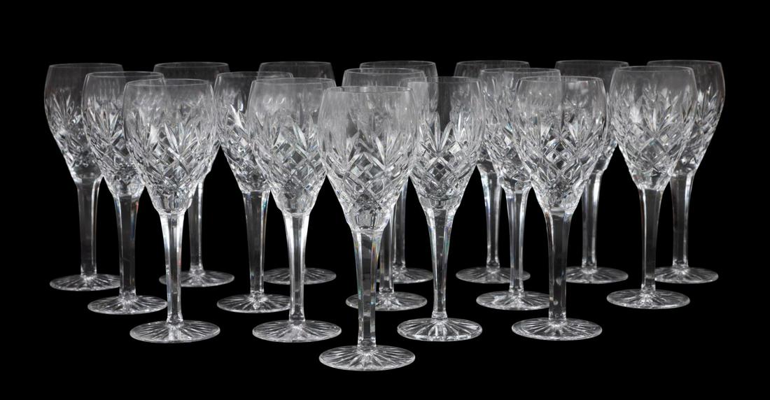 17 CESKA "TRADITION" CRYSTAL RED WINE GLASSES: Set of seventeen Ceska "Tradition" pattern tall red wine glasses, each having an etched maker's mark to underside. Approximate dimensions: h. 9", foot diam. 3. 125".
