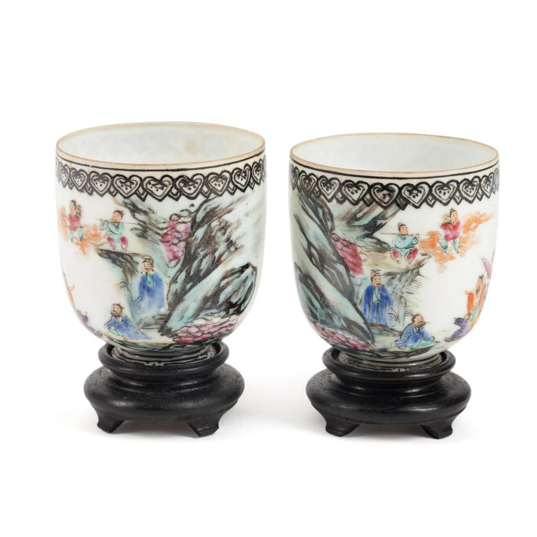 PR CHINESE FAMILLE ROSE TEA CUPS W/ STANDS & BOX (1 of 14)