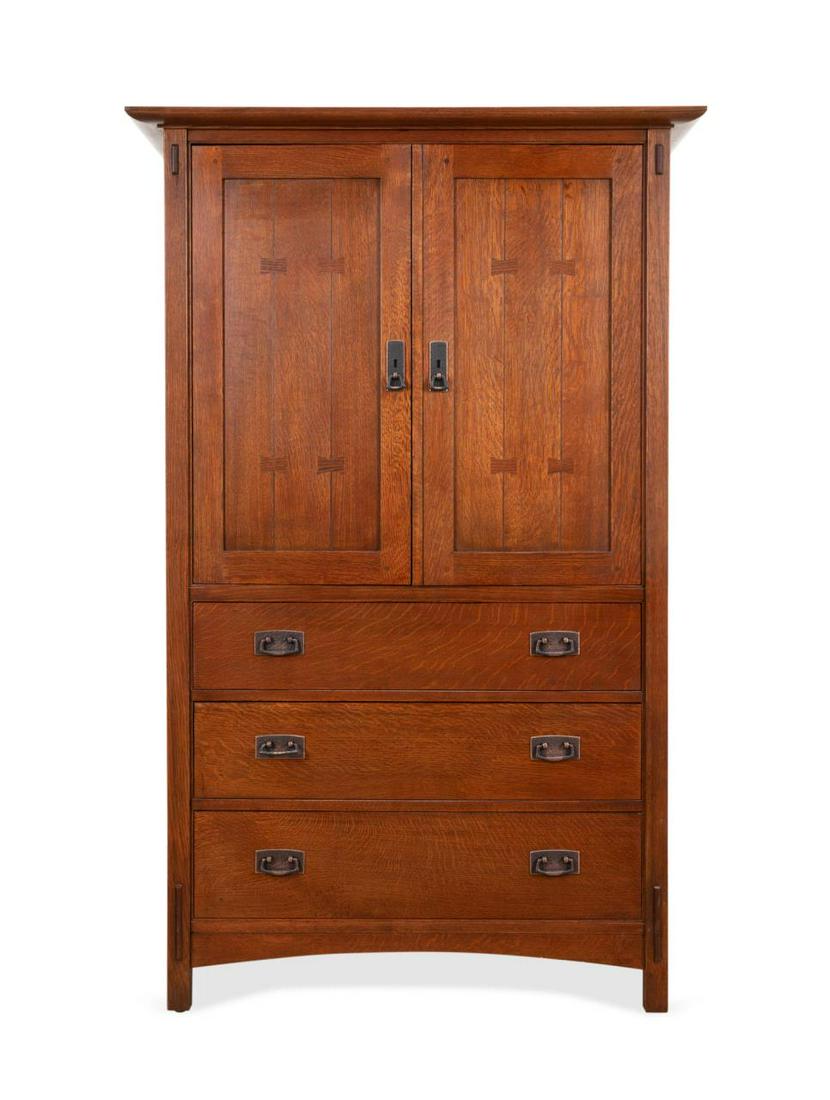 STICKLEY ARTS & CRAFTS OAK ENTERTAINMENT CENTER (1 of 8)