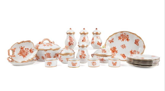 21PCS HEREND MAINLY 'FORTUNA' TABLE ARTICLES: 21 piece set of Herend (Hungarian 1826), mainly 'Fortuna' (pattern active 1985-1990), table articles comprising, four sugar shakers (5"), four napkin rings (2.25"), two leaf dishes (5.75"), one round