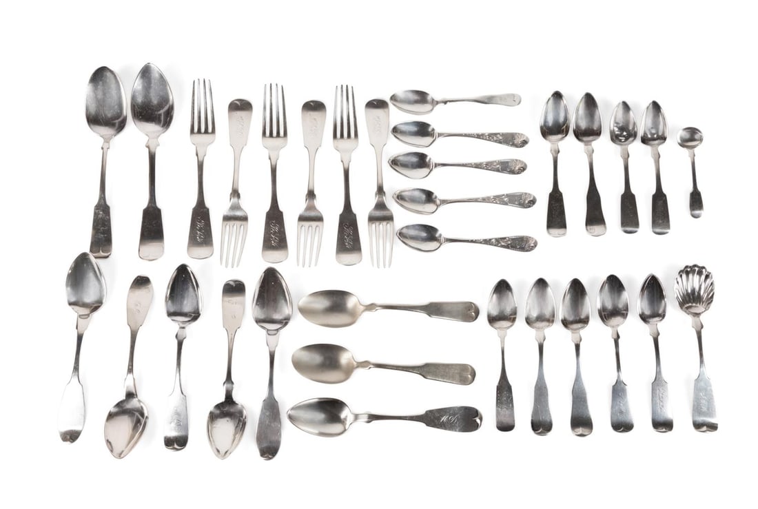 32PCS STERLING, COIN, PLATED, & ALLOY FLATWARE (1 of 9)