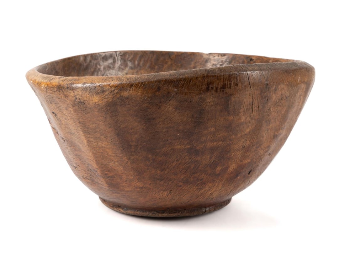 LARGE TREENWARE BURL BOWL, 18TH/19TH C. (1 of 6)