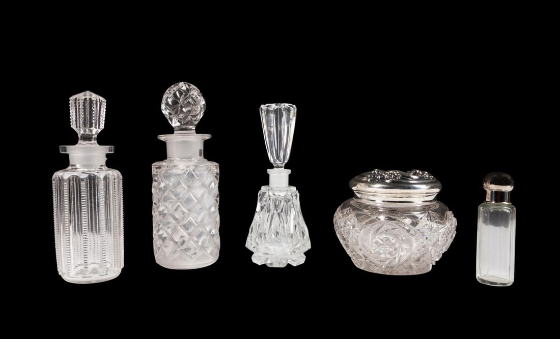 5PCS COLORLESS GLASS AND CRYSTAL DRESSER ITEMS (1 of 11)