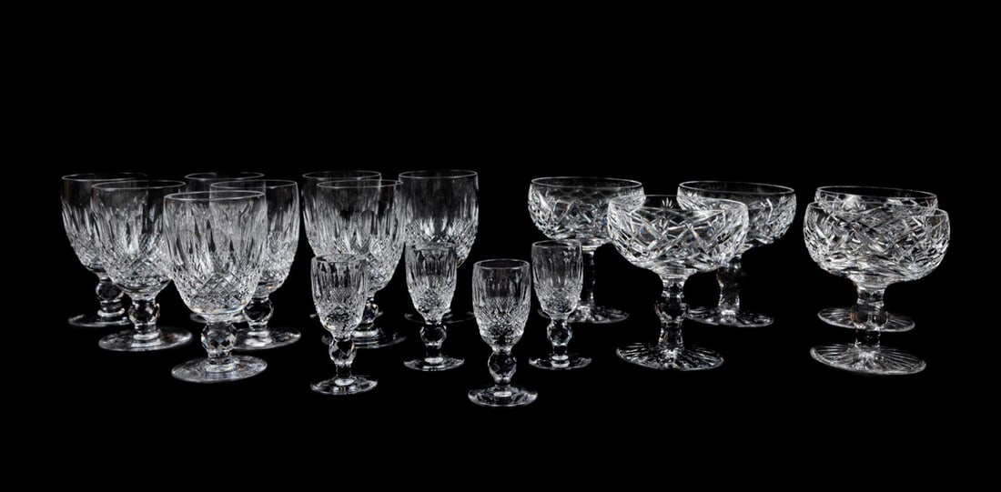 17PCS WATERFORD "COLLEEN" & "DONEGAL" STEMWARE: Set of twelve pieces of Waterford Crystal colorless leaded glass stemware comprising "Colleen" short stem (pattern active 1968-2018) eight claret wine glasses (h. 4.75"), four cordial glasses (h. 3.25