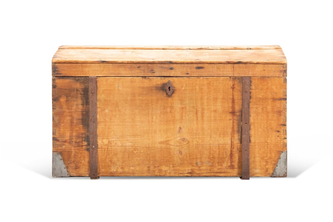 CONTINENTAL CARVED PINE DOME TOP TRAVEL TRUNK (1 of 8)