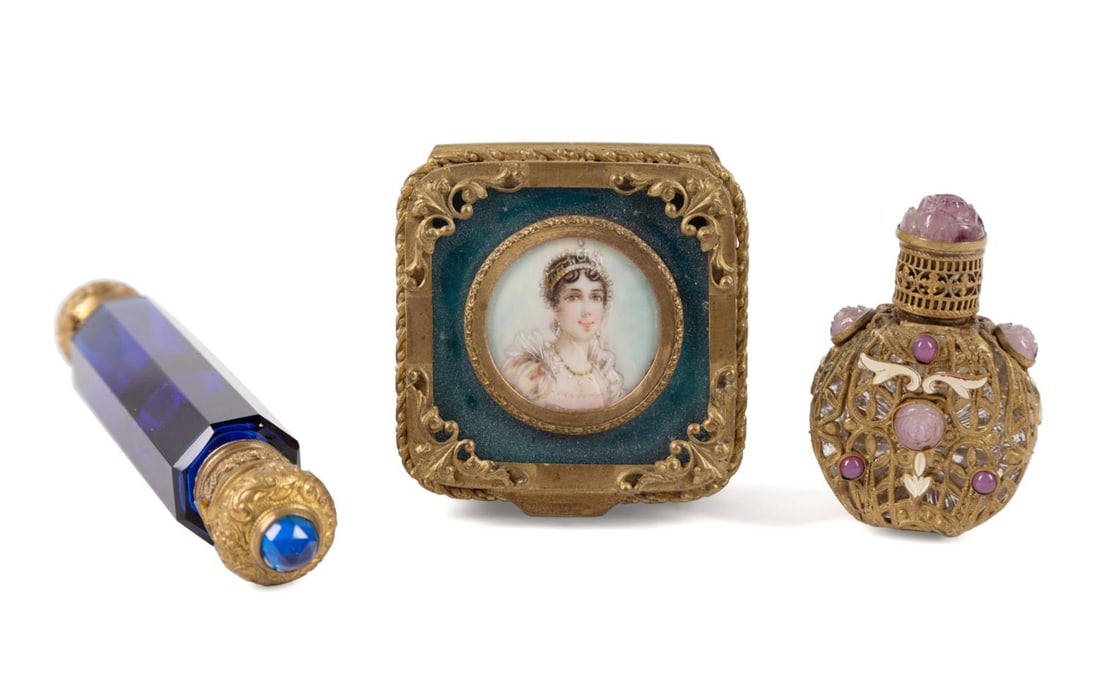 THREE METAL MOUNTED VANITY ARTICLES (1 of 9)