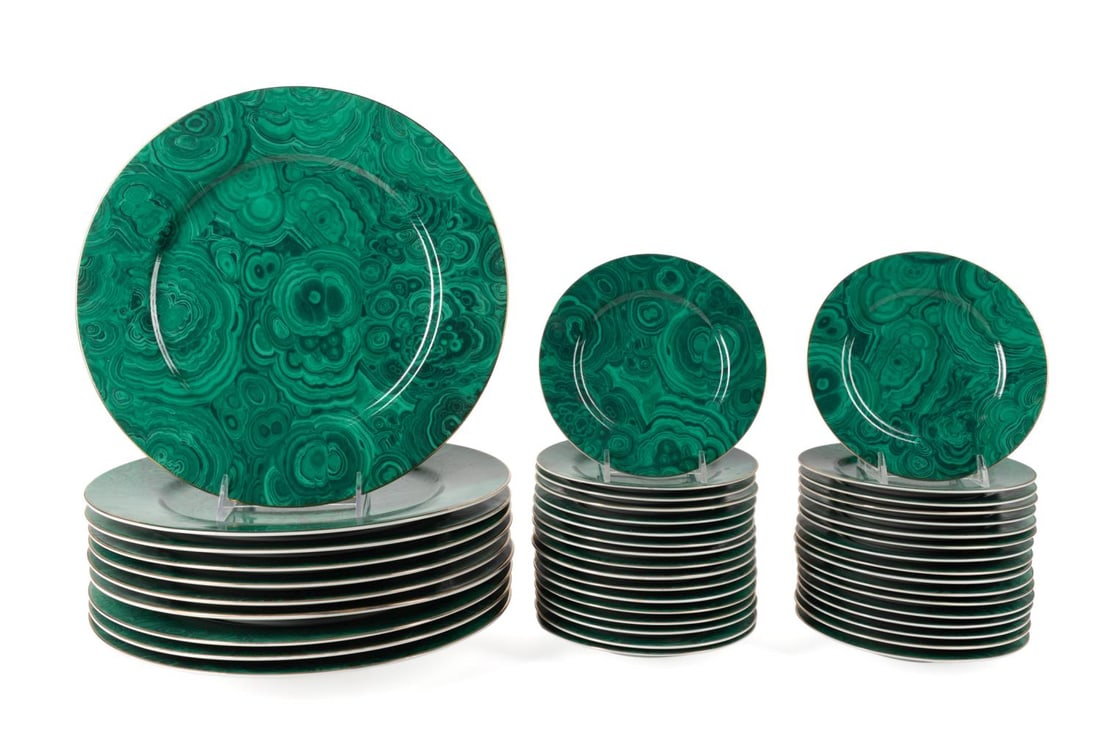 44PCS NEIMAN MARCUS MALACHITE PORCELAIN TABLEWARE (1 of 7)