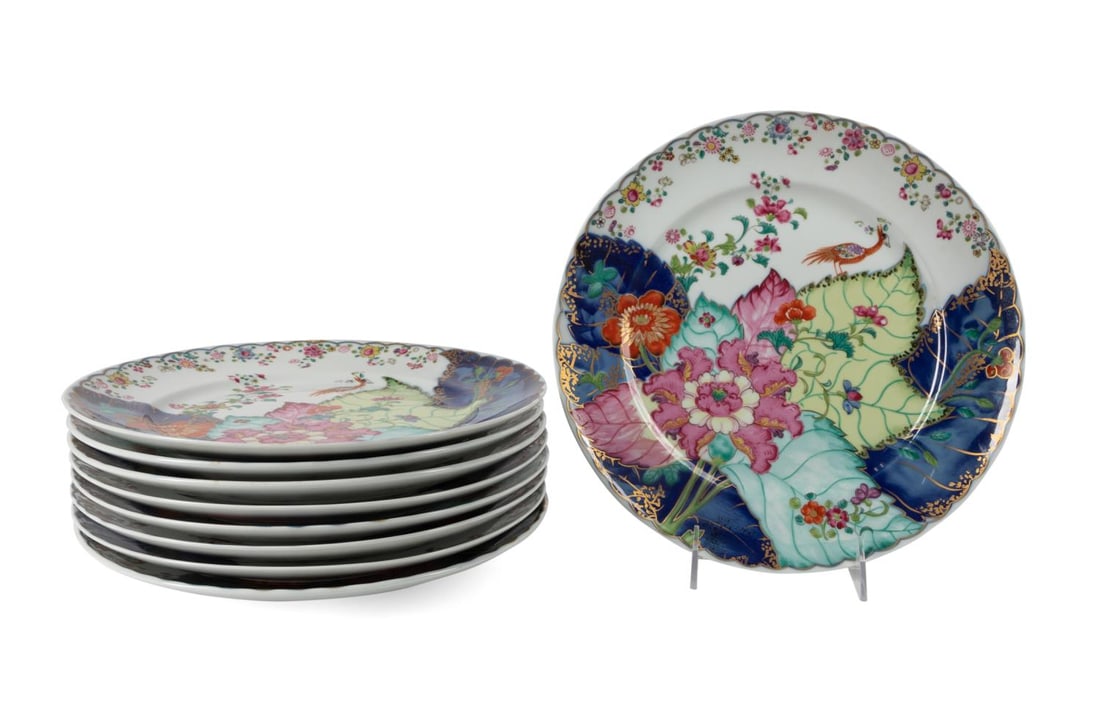 NINE MOTTAHEDEH TOBACCO LEAF PORCELAIN PLATES (1 of 7)