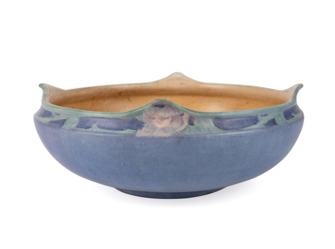 NEWCOMB COLLEGE BLUE EARTHENWARE BOWL, SHAPE 109 (1 of 6)