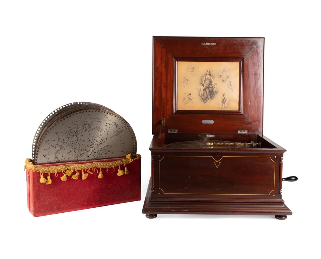 REGINA MAHOGANY MUSIX BOX & 41 DISCS C. 1900 (1 of 11)