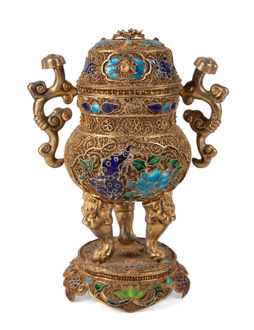 CHINESE GILT FILIGREE AND CLOISONNE URN: Chinese gilt filigree and cloisonne urn, the domed lid having a fruit finial and decorated with cloisonne bats and coins, with glass jewels, surmounting a globular body decorated with bats and peony a