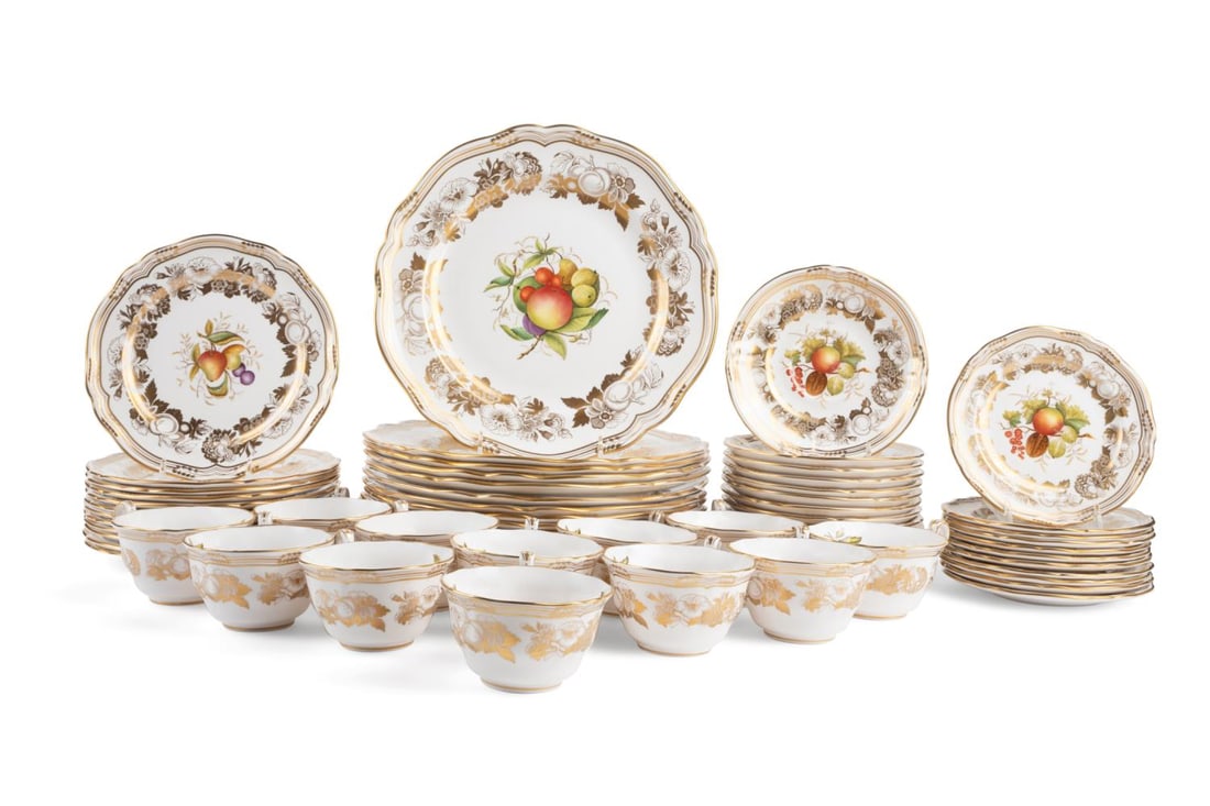 60PC SPODE 'GOLDEN VALLEY' BONE CHINA DINNERWARE: 60 piece Spode (English 1770) bone china 'Golden Valley' (pattern Y7840, active 1962-2009) dinnerware, comprising 12 dinner plates (11"), 12 salad plates (7.75"), 11 bread plates (6"), 12 tea cups (2.