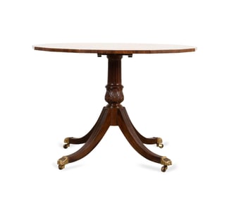 DREXEL HERITAGE FURNITURE HEIRLOOM BREAKFAST TABLE