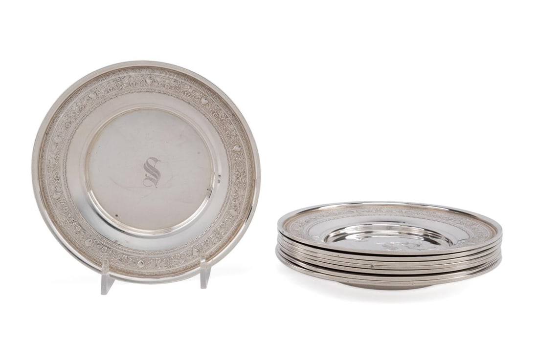 EIGHT M. FRED HIRSCH STERLING SILVER BREAD PLATES (1 of 5)