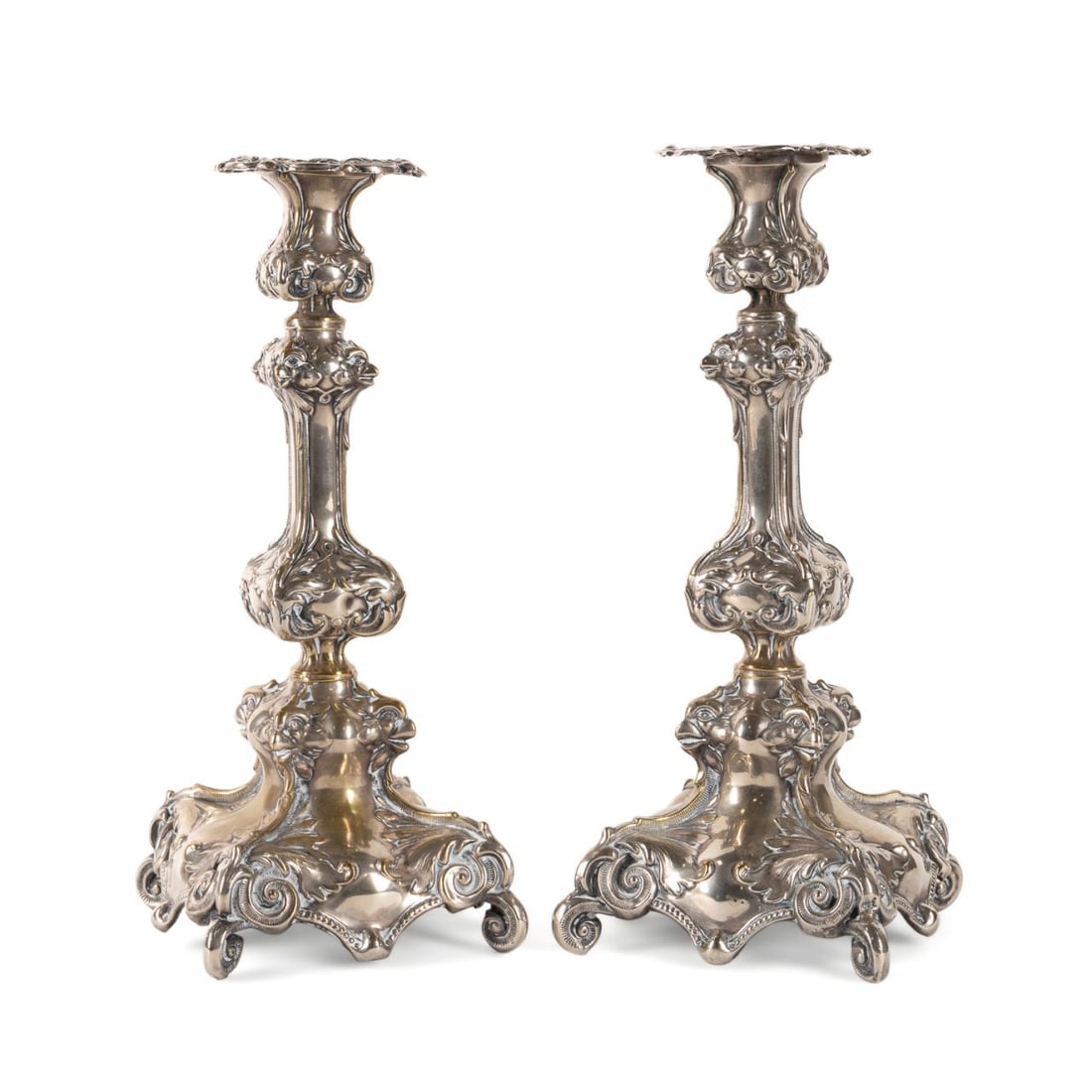 PR. 19TH C. 800 SILVER REPOUSSE CANDLESTICKS (1 of 8)