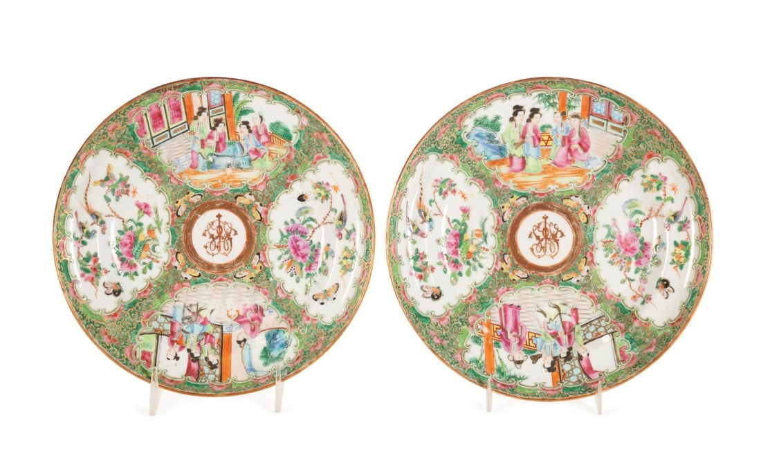 PAIR CHINESE ROSE MEDALLION MONOGRAMMED PLATES (1 of 5)
