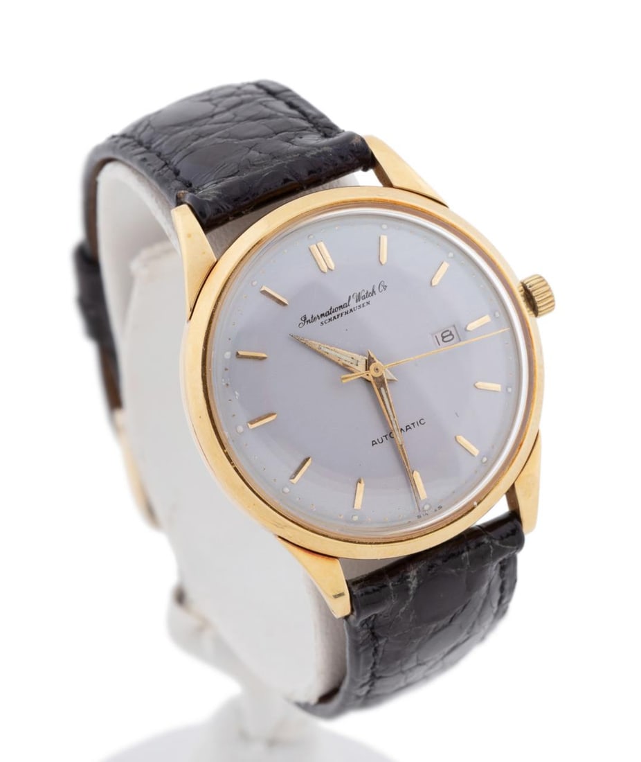 IWC SCHAFFHAUSEN 18K YG AND BLACK LEATHER WATCH (1 of 13)