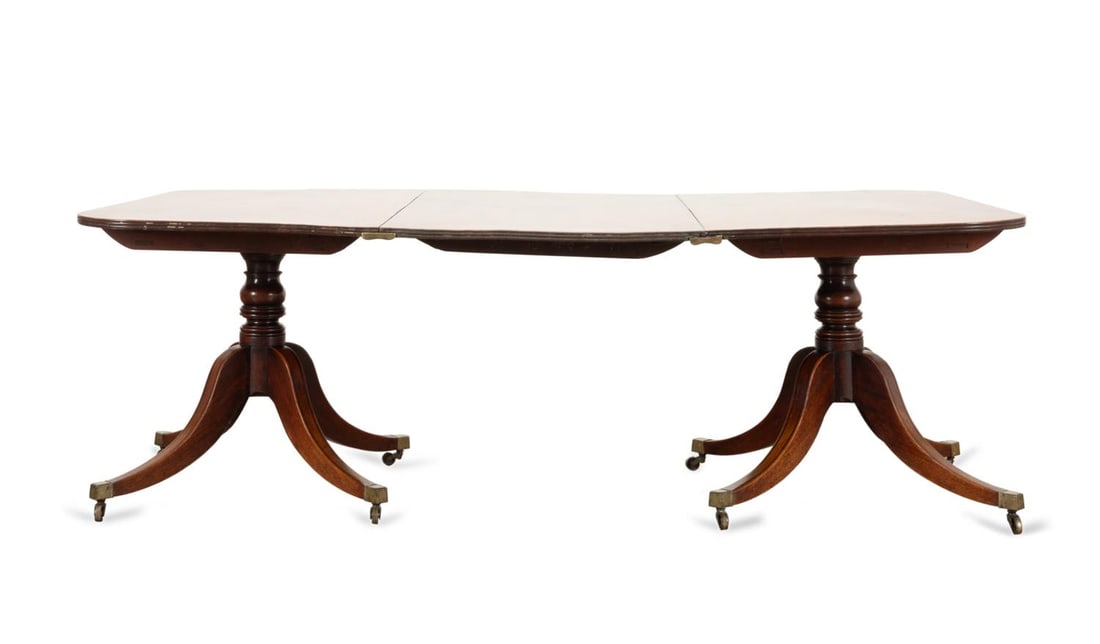MAHOGANY PEDESTAL DINING TABLE & ONE LEAF, C. 1800 (1 of 7)